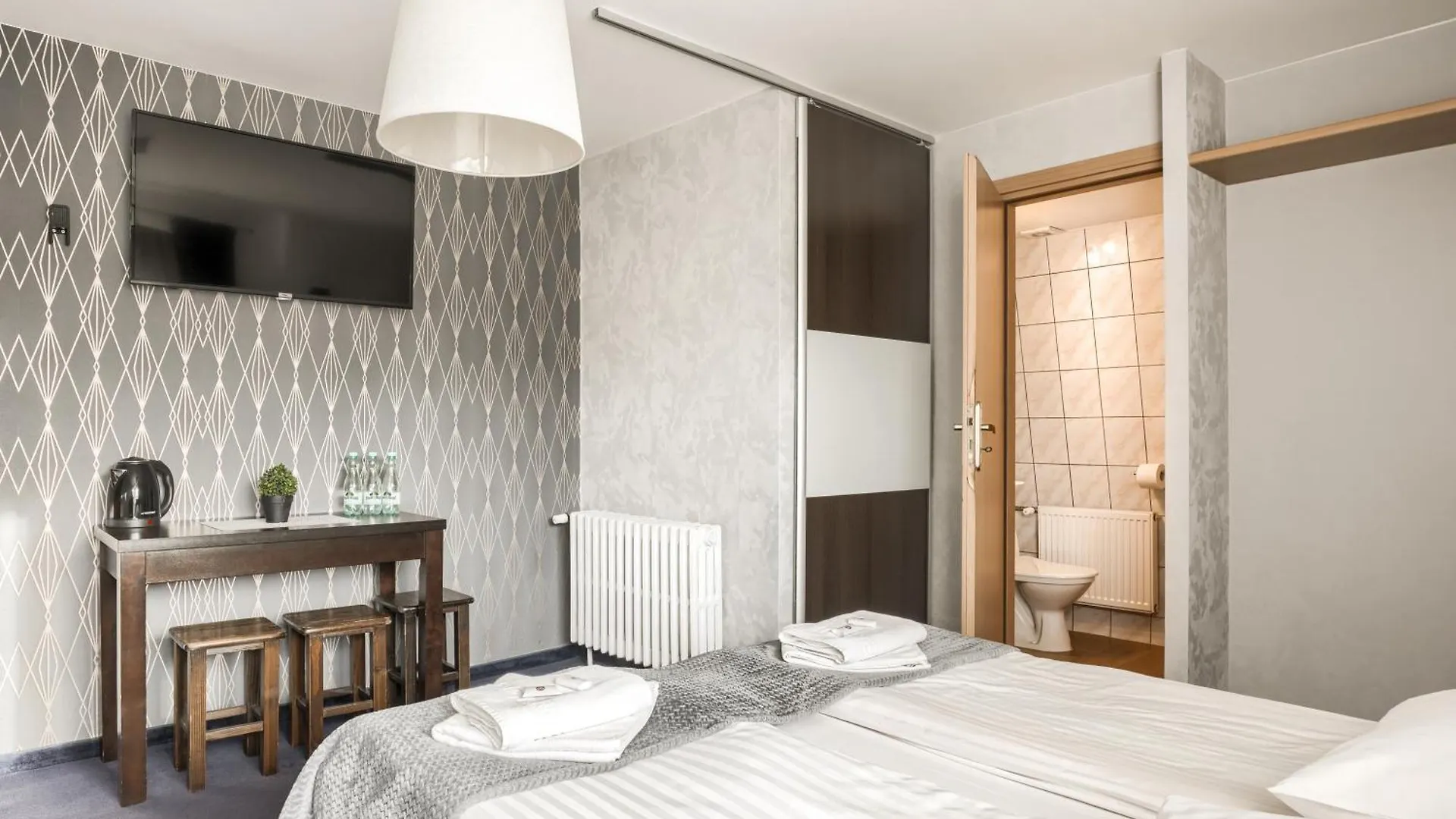 Bed & Breakfast Willa Bialy Domek - 600M Krupowki Zakopane Polonia
